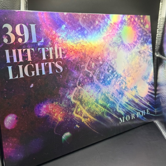 Morphe 39L Hit The Lights Palette - Multicolor Spectacle - Picture 2 of 4